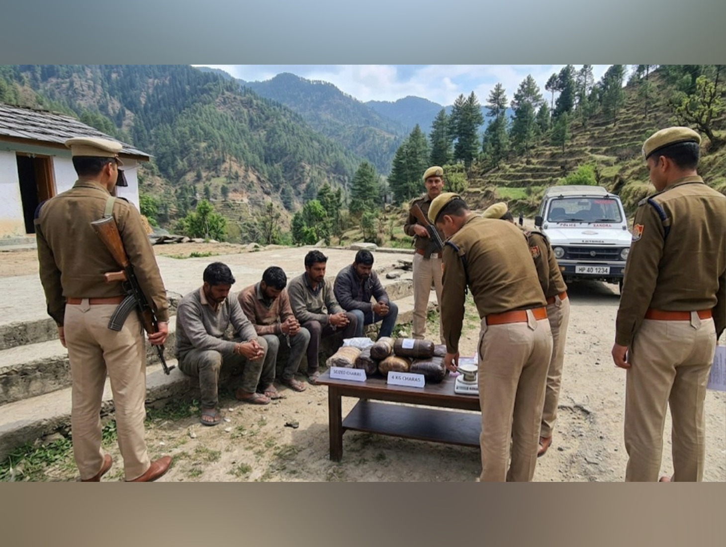 Four Held with Over 4 Kg Charas in Kangra, Police Bust Inter-District Network