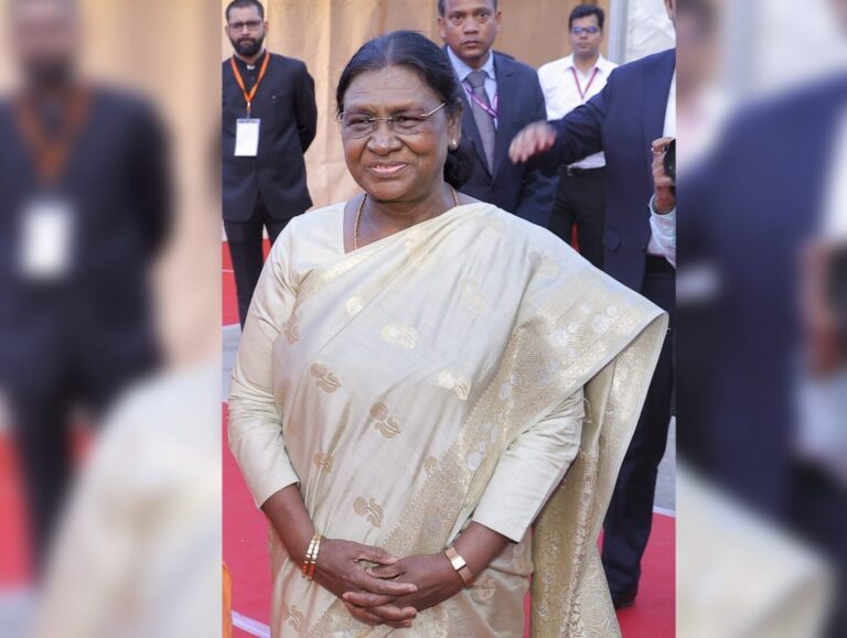 President Murmu Urges Doctors to Embrace Technology, Uphold Empathy at AIIMS Rajkot Convocation