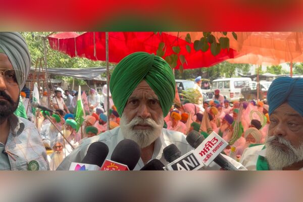 BKU Dakaunda Protests Outside Cooperative Bank in Patiala Over Loan Delay