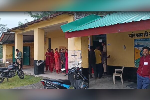Himachal Panchayat Polls Record 19.26 Percent Turnout by 9 AM Despite Rain