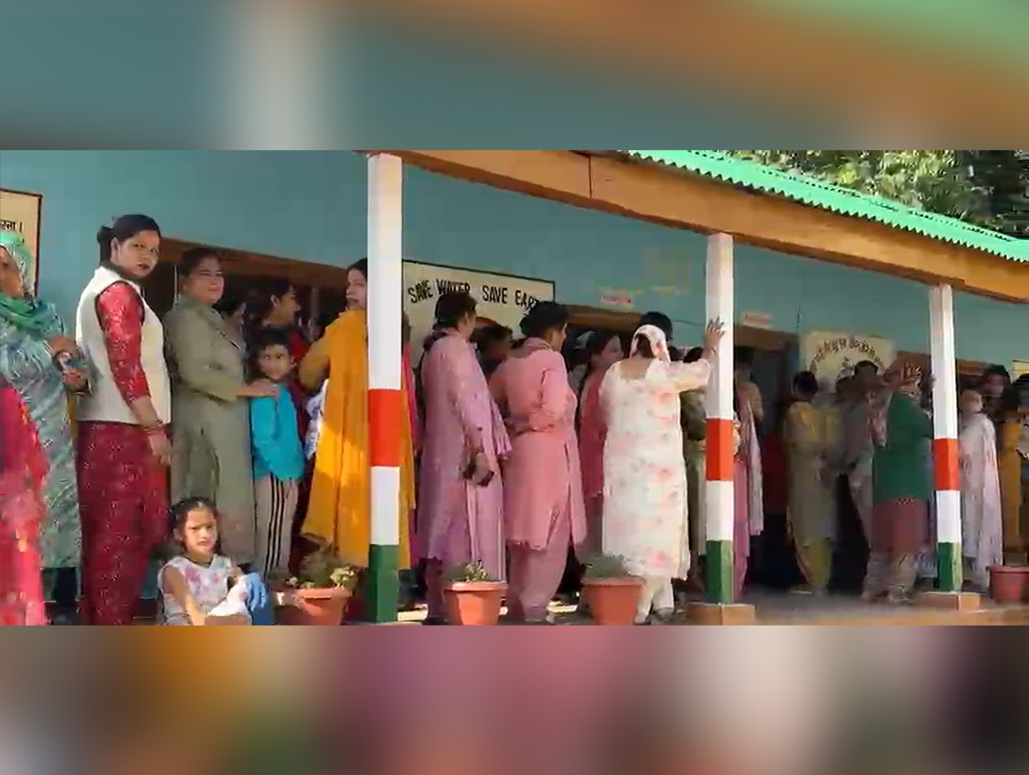 Long Queues Seen at Polling Booths During First Phase of Kullu Panchayat Elections