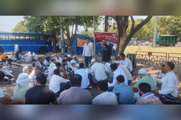 1. Protest Intensifies as Computer Lab Workers Raise Employment Concerns