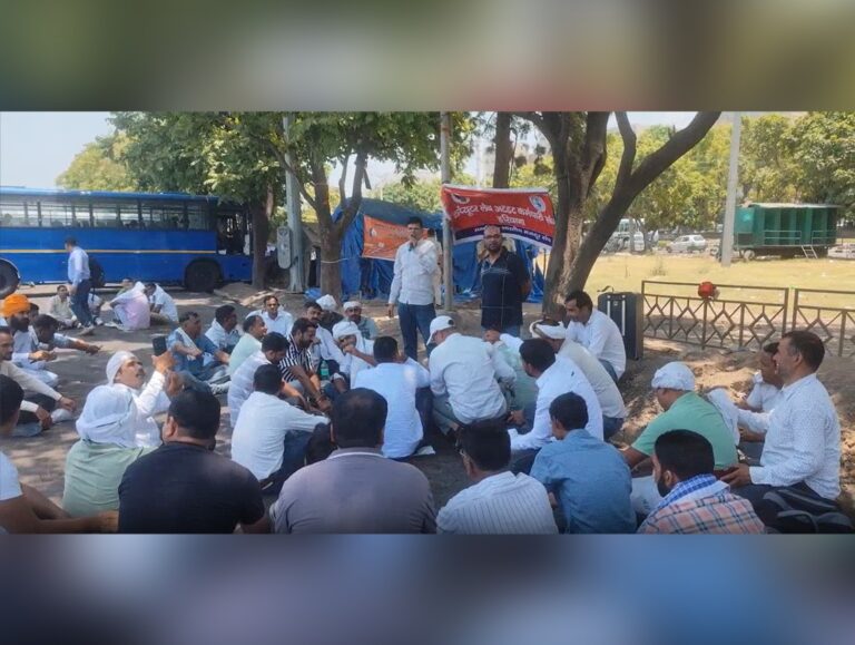 1. Protest Intensifies as Computer Lab Workers Raise Employment Concerns