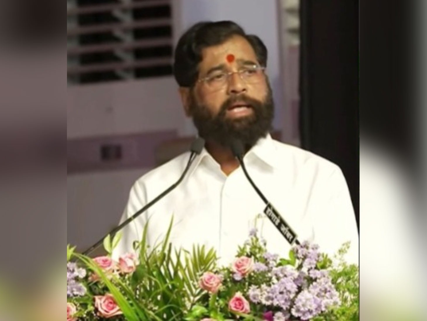 Six Shiv Sena (UBT) MPs cross over to ruling Shiv Sena in Maharashtra