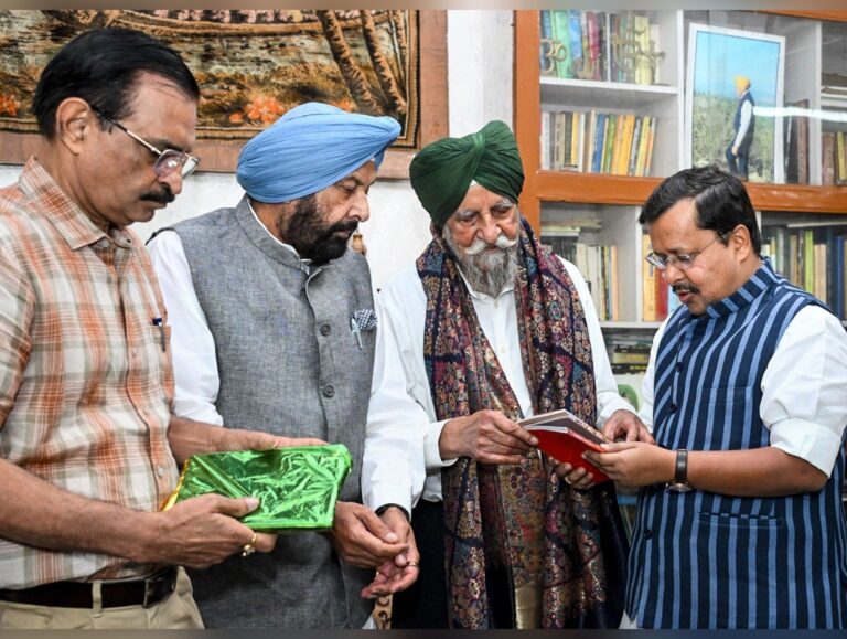 Nitin Nabin discusses agricultural reforms with Sardara Singh Johl