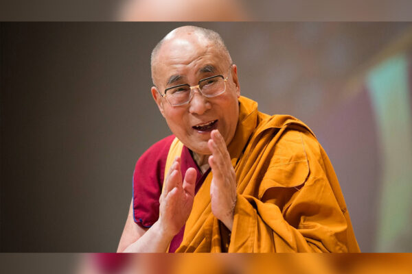 Dalai Lama Travels to Delhi for Specialized Knee Treatment
