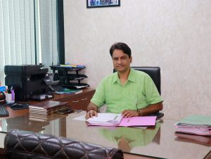 Dr. Reet Kamal Tiwari