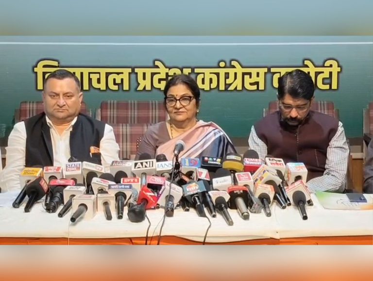 Congress will resolve internal differences : Rajni Patil