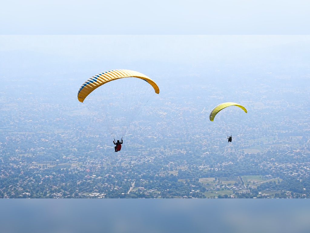 Paragliding