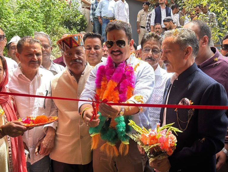 Vikramaditya: Govt taking all steps to ensure hassle-free apple transport