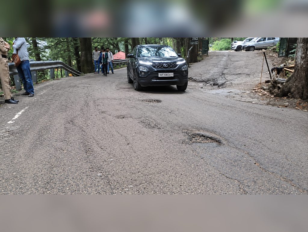 Broken Roads, Traffic Jams Raise Questions Over Kangra's Tourism Capital Vision