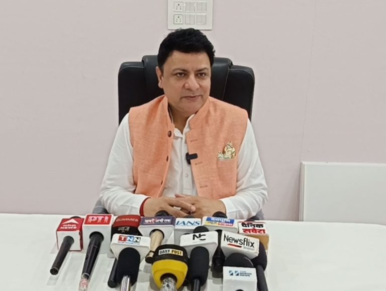 Sudhir Sharma demands better roads, drainage to boost tourism in Dharamshala