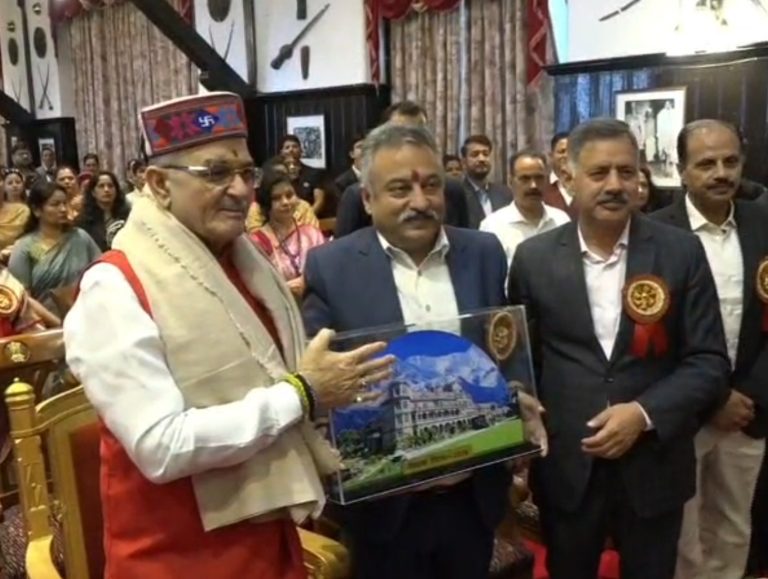 Himachal Governor honours 32 teachers amid award selection row