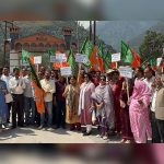 BJP takes to streets over Kullu infrastructure woes