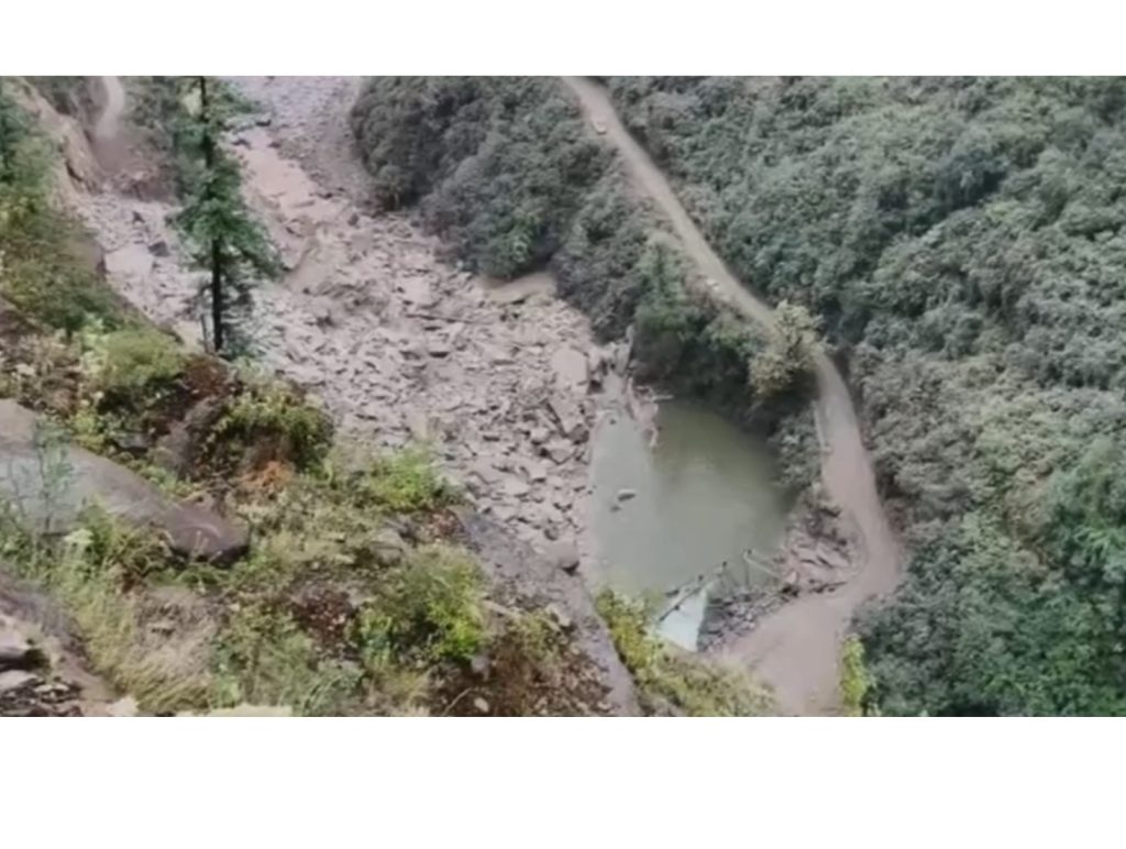Heavy landslide near Jangalikh blocks pedestrian route in Rohru