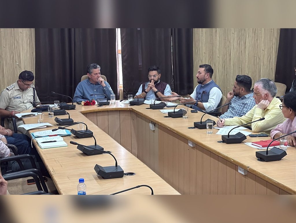 Patient Welfare Committee reviews facilities, resources at hospital