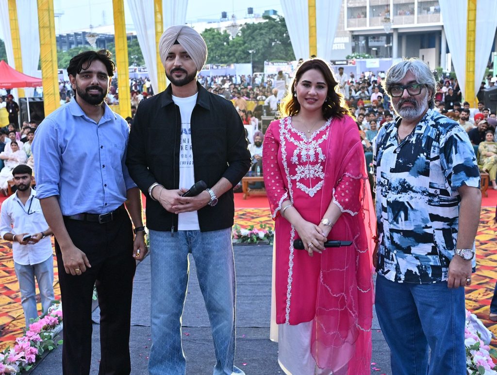 Mandy Takhar launches ‘Tutt Paini English Ne’ trailer at Jashan 2026
