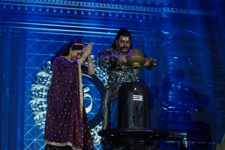 Ashutosh Rana brings Ravana to life in Patiala with ‘Hamare Ram’