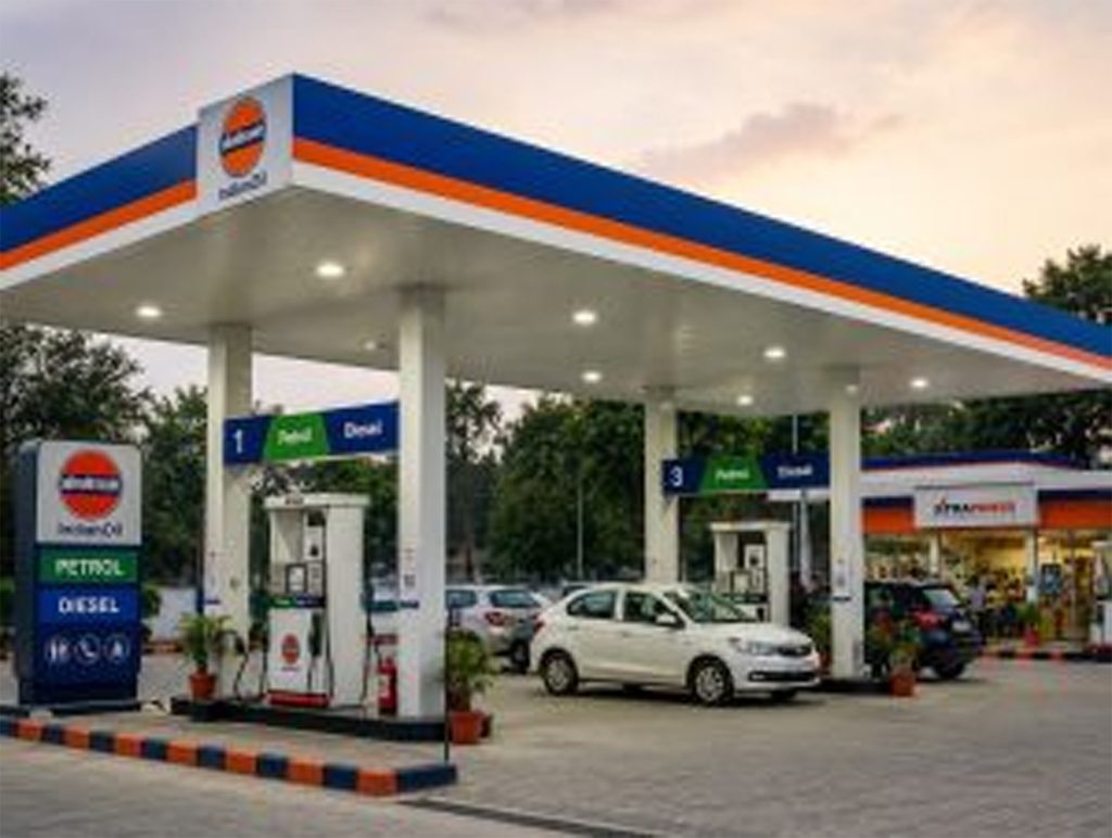 Dealers urge Centre to keep fuel outlets outside new MDR framework for payments above ₹2,000; dealers cite thin margins