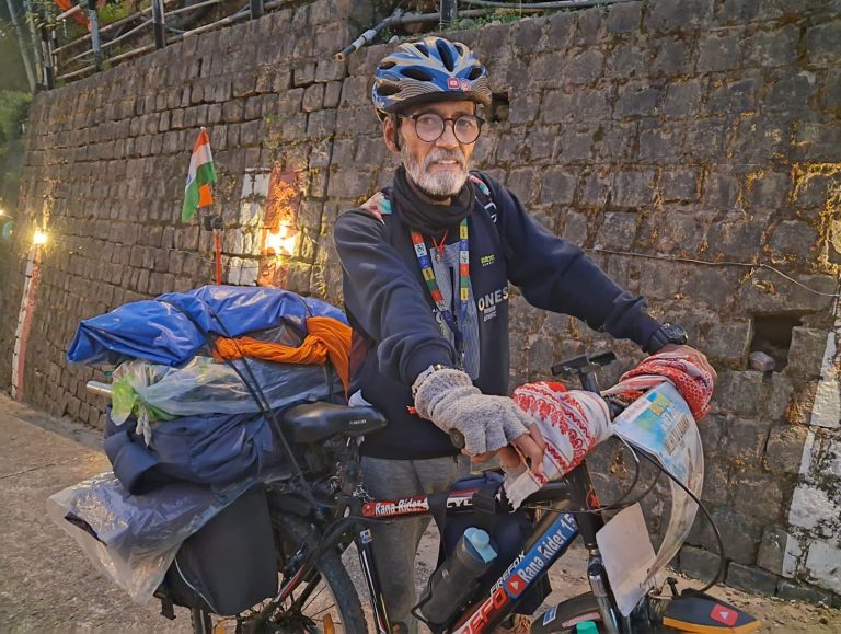 65-year-old Delhi man pedals across India for de-addiction