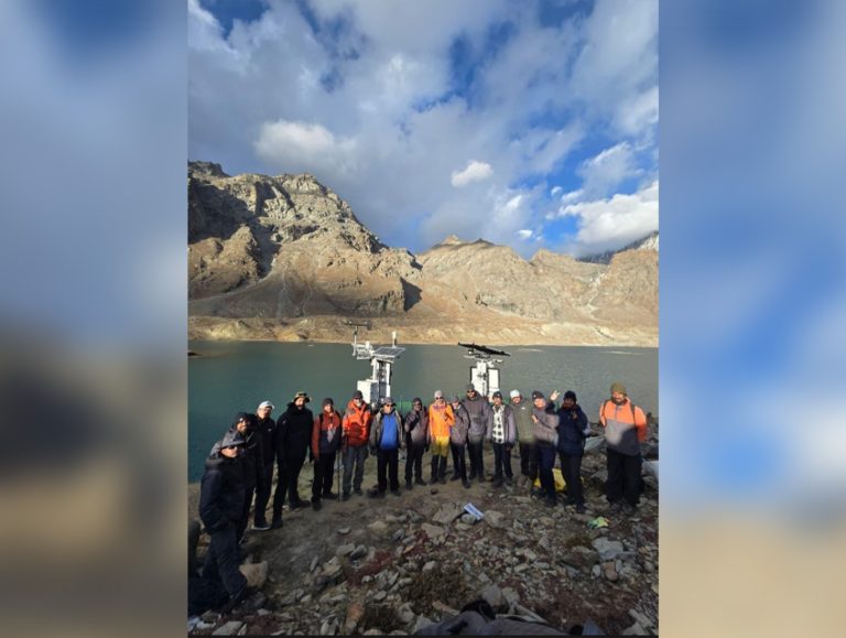 Himachal installs early warning system at Ghepan lake