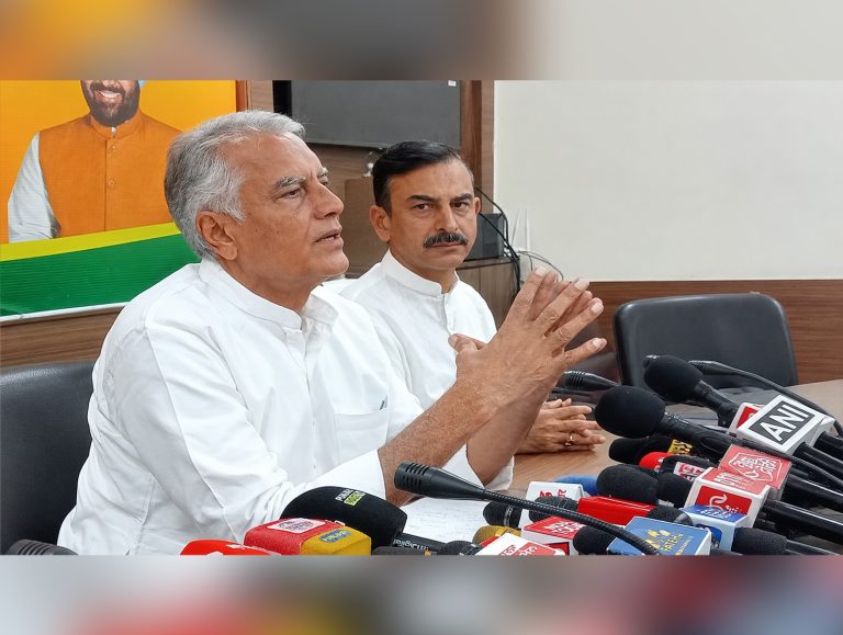 Sunil Jakhar in Chandigarh