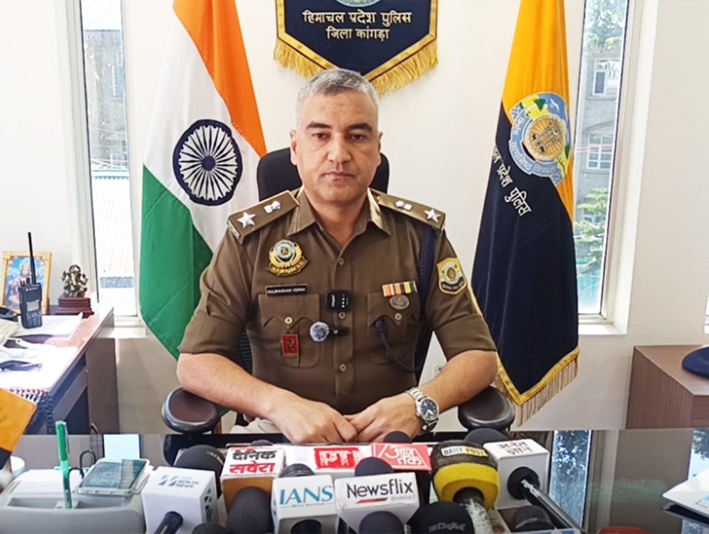 Kangra Police arrest three with 17.50g heroin