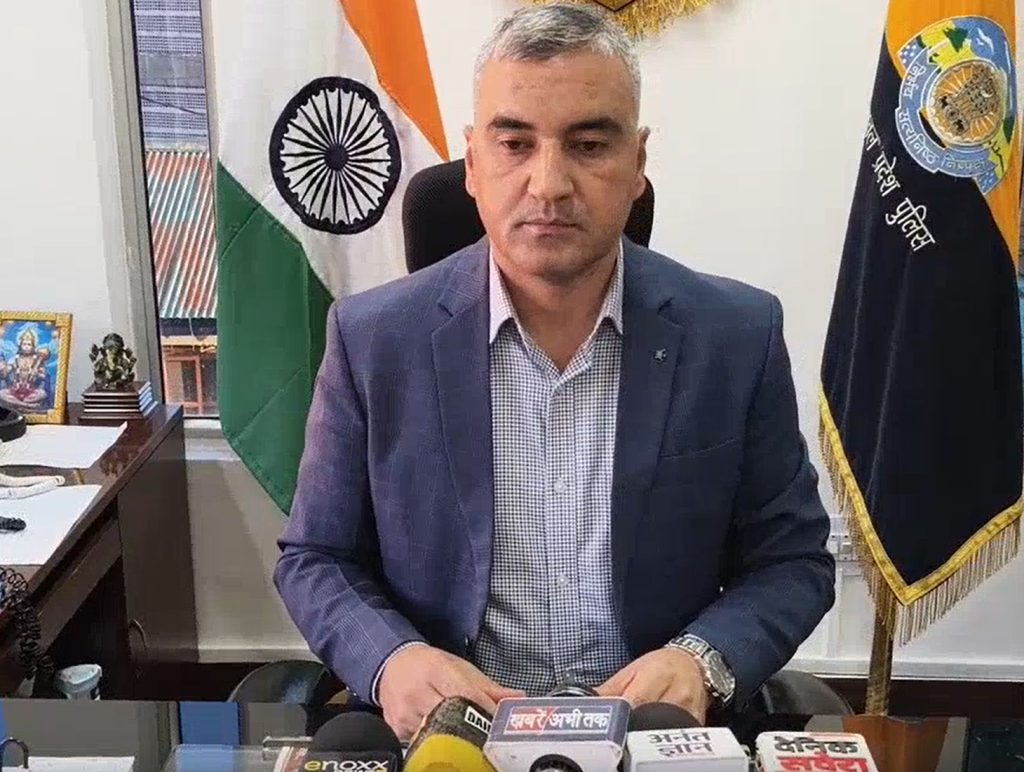 Kangra police seize 261g charas, 3.11g heroin in two cases