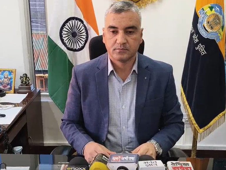 Kangra police seize 261g charas, 3.11g heroin in two cases