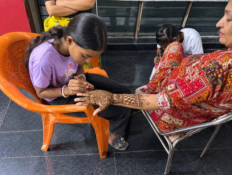 Mehendi Rush Festive fervour written on every hand