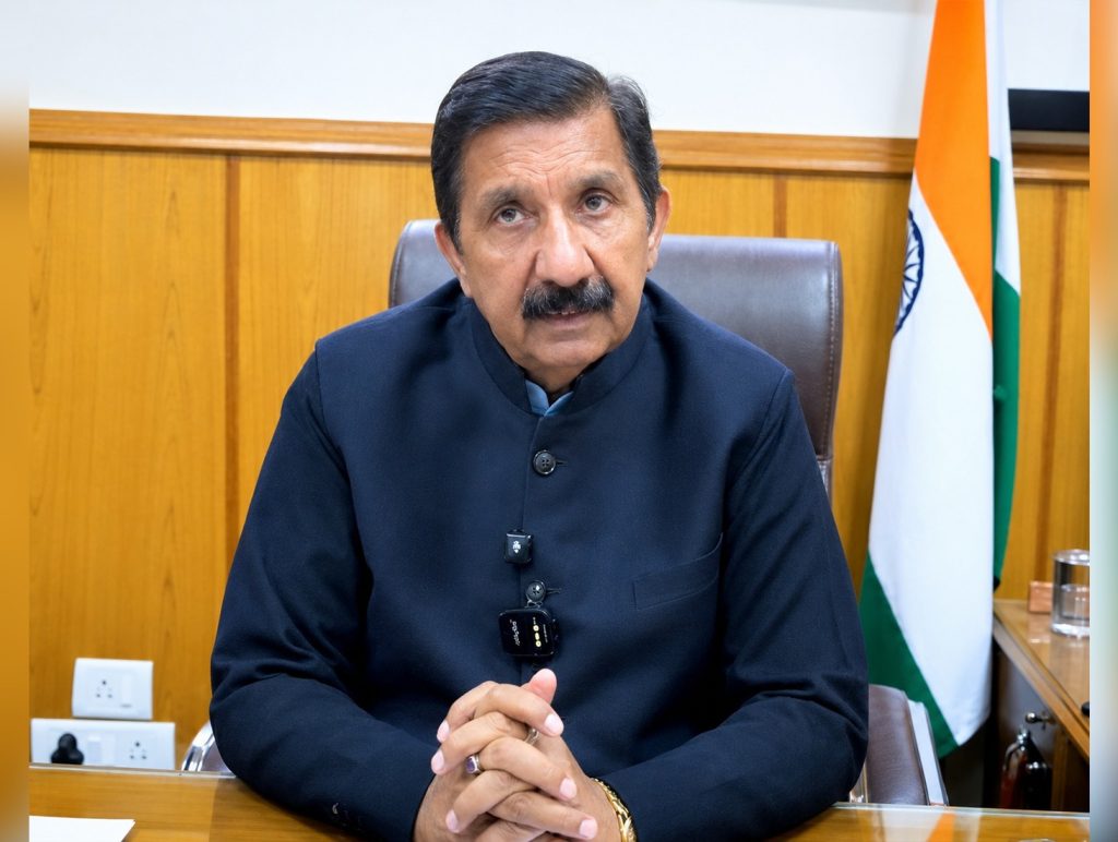Mukesh Agnihotri announces 266 special HRTC buses for Diwali