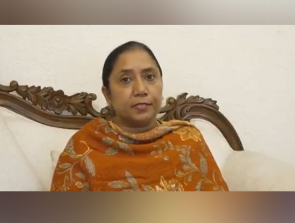 Minister directs officials to expedite pending applications